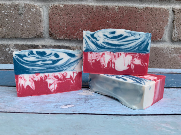 craft beer soap handmade in texas with native texan craft beer from independence brewing company Austin texas craft brewery red white and blue beer soap spunkndisorderly