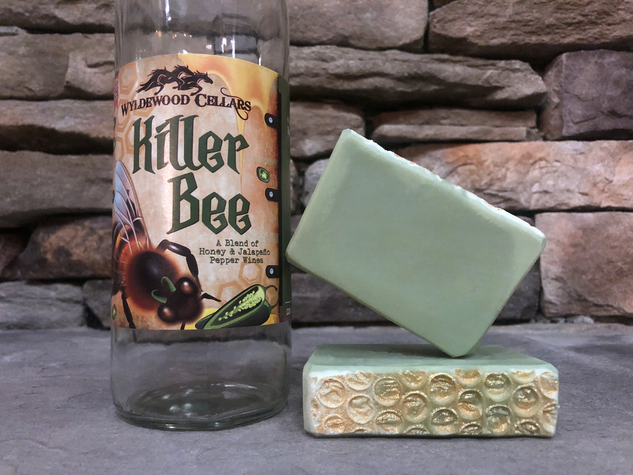 green mead soap made with killer bee honey and jalapeño pepper wine mead by wyldewood cellars mead soap by spunkndisorderly beer soaps spunkndisorderly.com