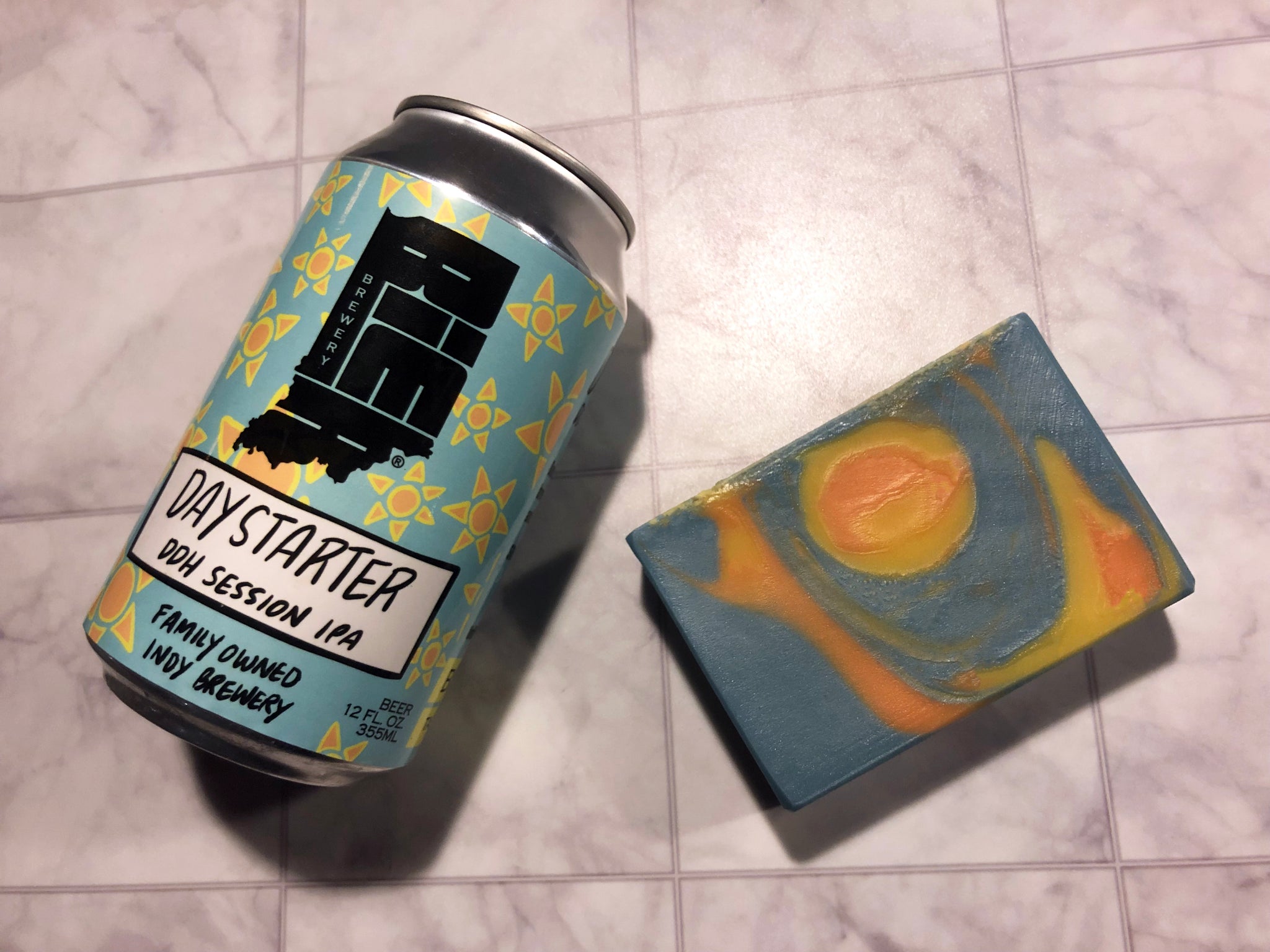 indiana beer soap made with daystarter ddh session ipa from bier brewery Indianapolis brewery light blue yellow and orange swirl beer soap for sale by SpunkNDisorderly beer soap 