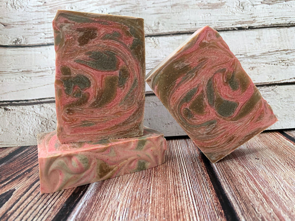 craft beer soap handmade in texas with southern brunch citrus shandy craft beer from southern star brewing co conroe texas craft brewery pink and brown craft beer soap spunkndisorderly
