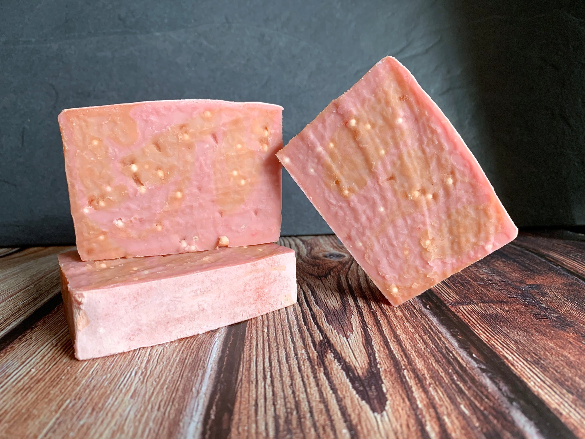 craft seltzer soap handmade in texas with peach seltzer from Austin eastciders cidery pink and orange soap for her with kaolin clay tapioca pearls